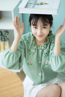 《轻佻寡妇》电影